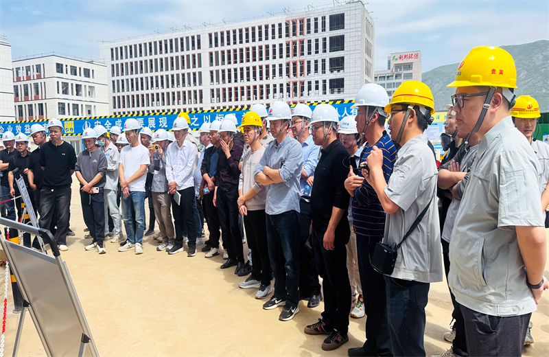 2025年4月17日，由莆田市涵江区住房和城乡建设局主办、云鼎国际4118三建承办的钢筋安装工程质量防控现场交流会在联东U谷·涵江海峡智造产业谷一期成功召开。